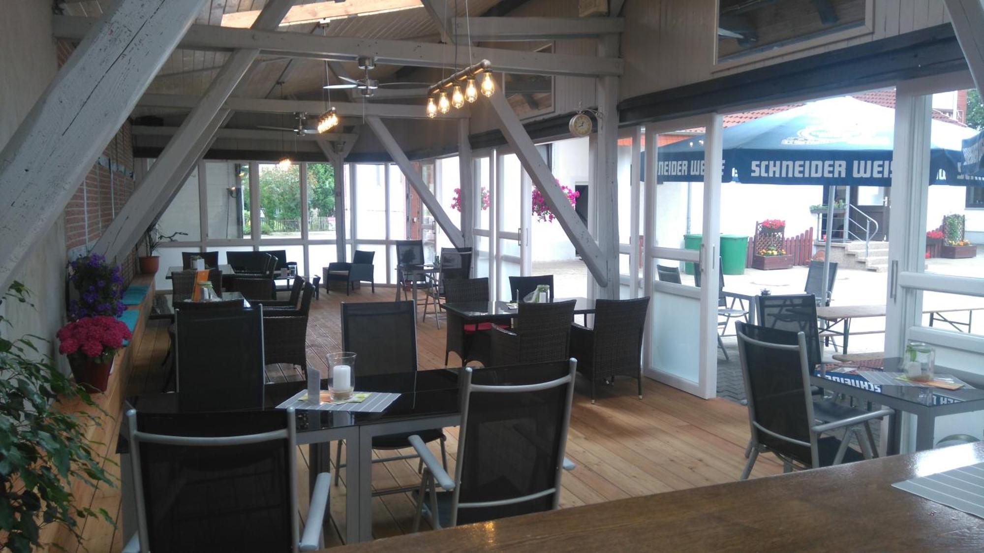 Bennetts Restaurant Und Hotel Wittingen 外观 照片